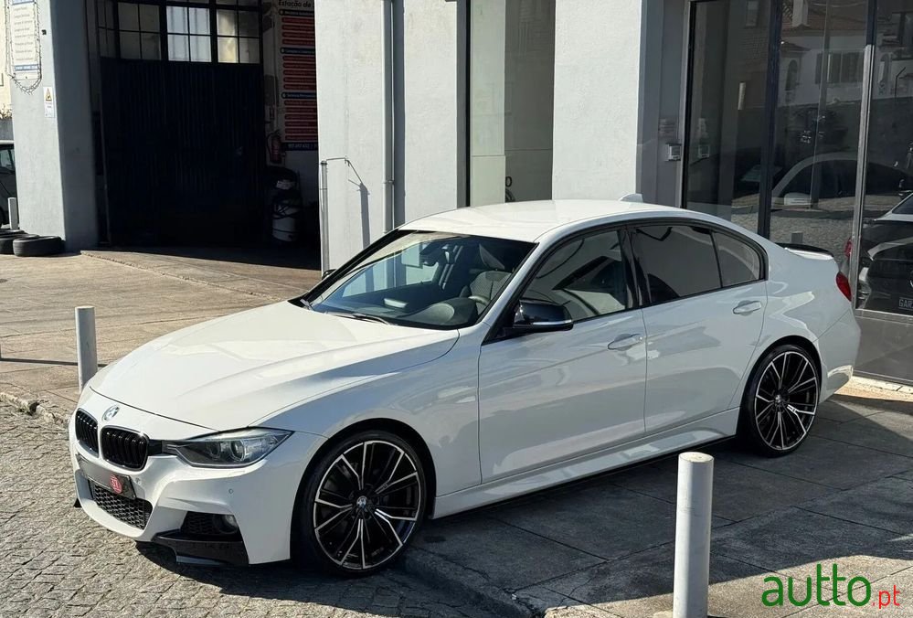 2013' BMW Série 3 D Auto Pack M photo #5