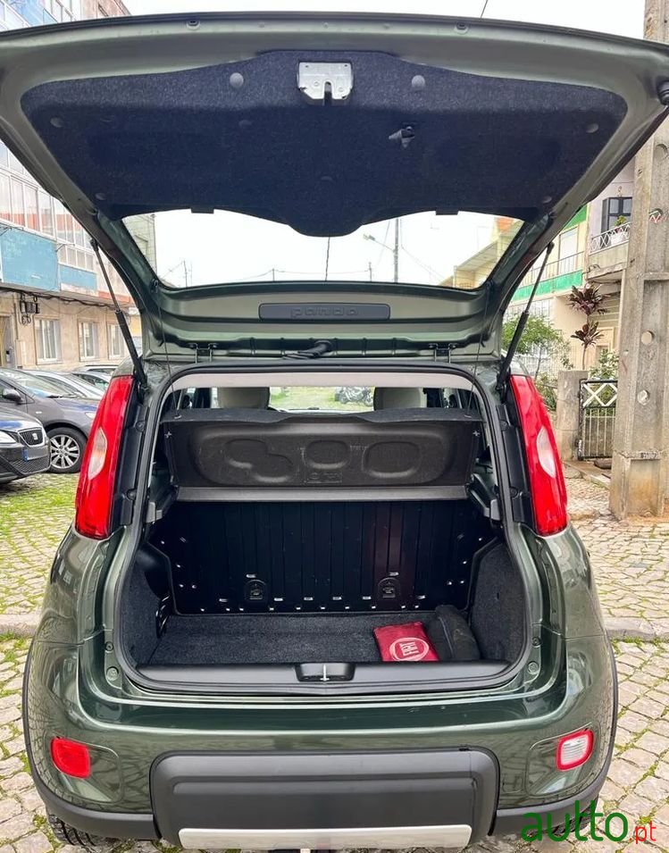 2013' Fiat Panda photo #4