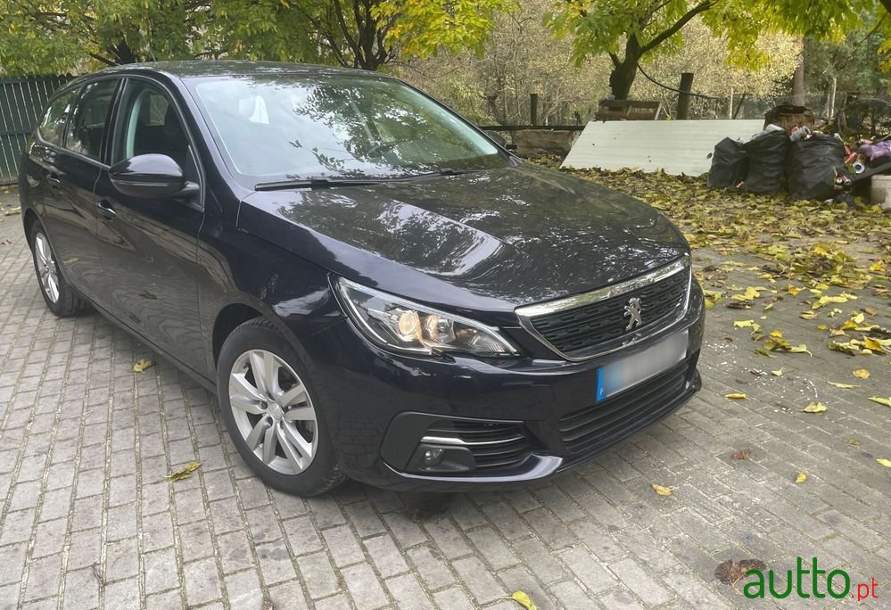 2020' Peugeot 308 photo #5