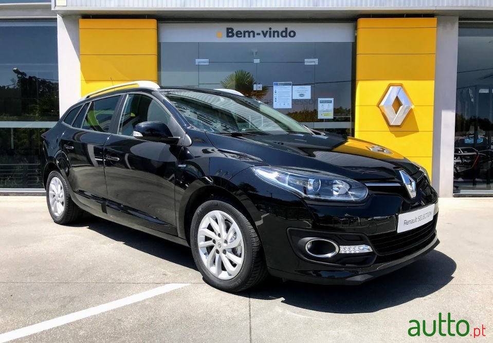2016' Renault Megane Sport Tourer photo #3