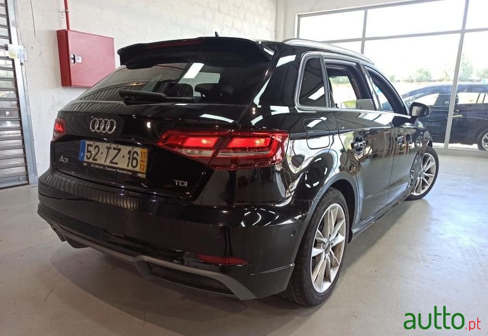 2017' Audi A3 Sportback photo #2