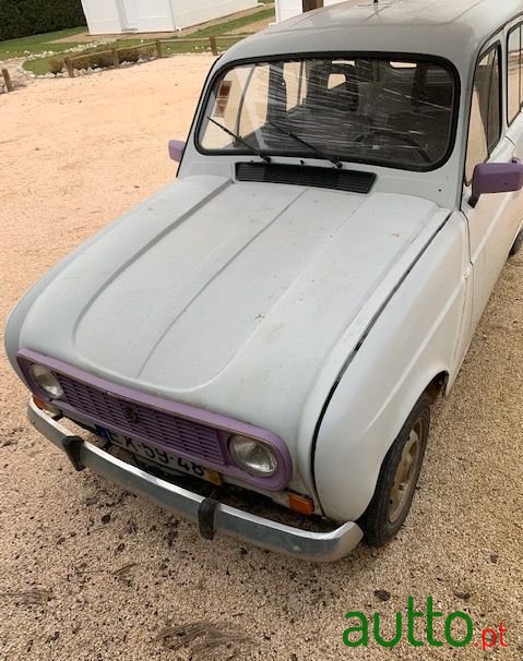 1990' Renault 4 photo #5