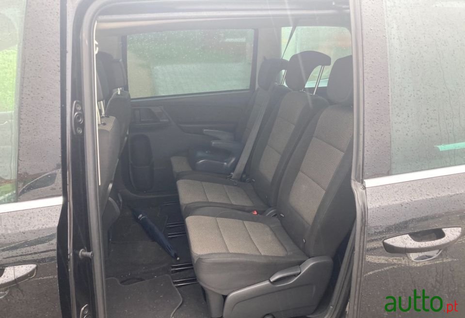 2014' Volkswagen Sharan photo #3