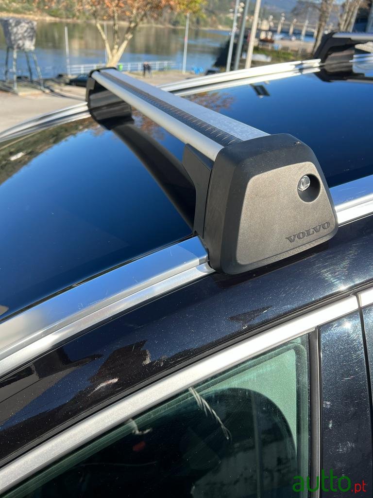 2019' Volvo XC60 photo #4