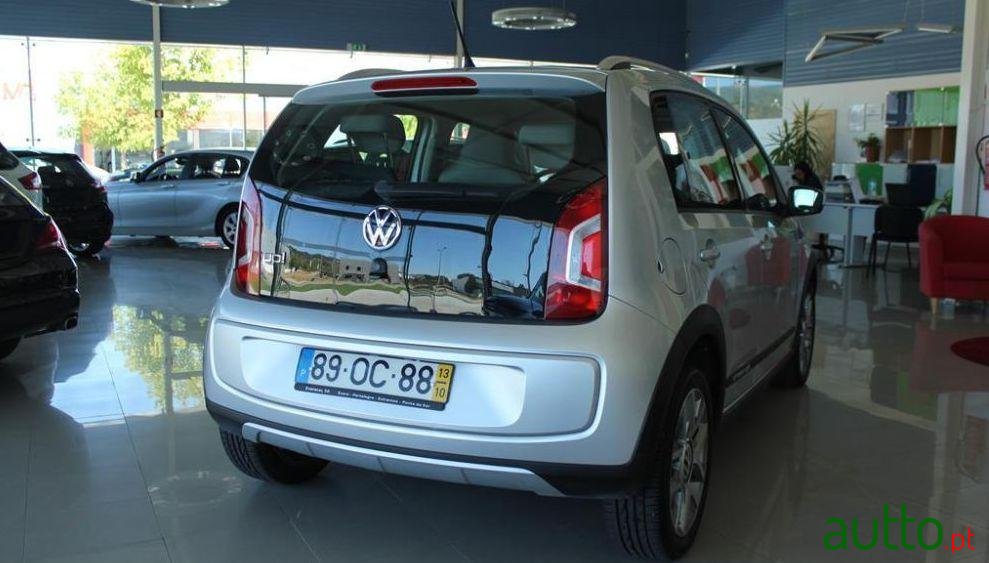2013' Volkswagen Up 1.0 Cross Up photo #1