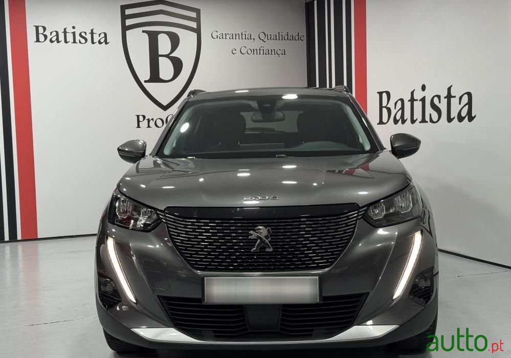 2021' Peugeot 2008 photo #3