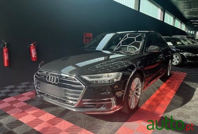 2019' Audi A8 photo #3