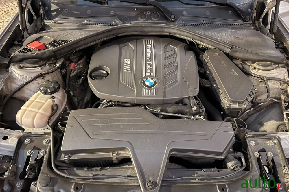 2013' BMW Série 1 D Xdrive photo #6