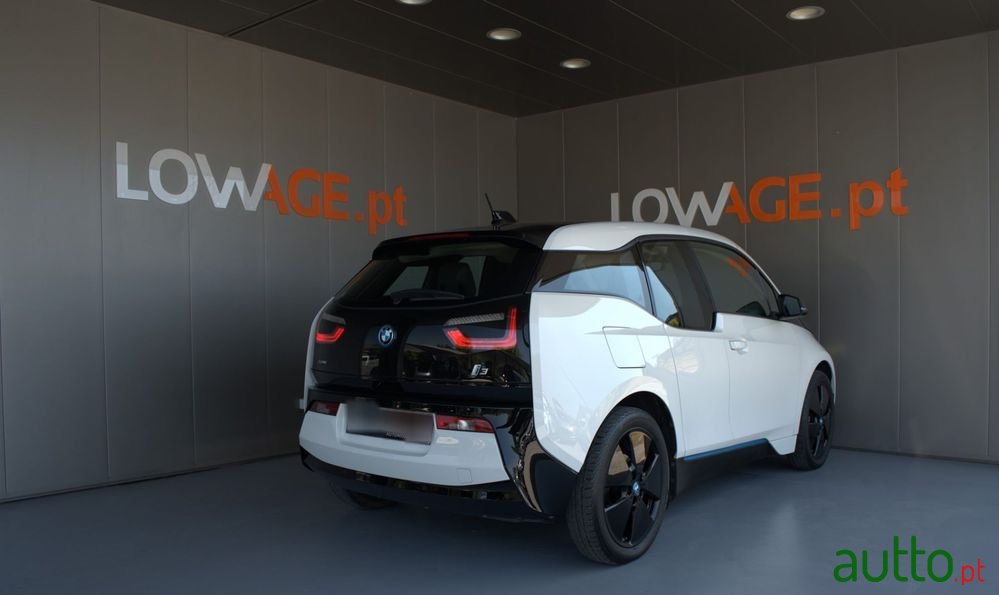 2016' BMW Série I (60 Ah) photo #3