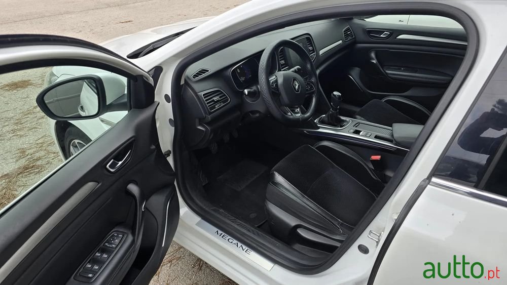 2016' Renault Megane 1.5 Dci Limited photo #1