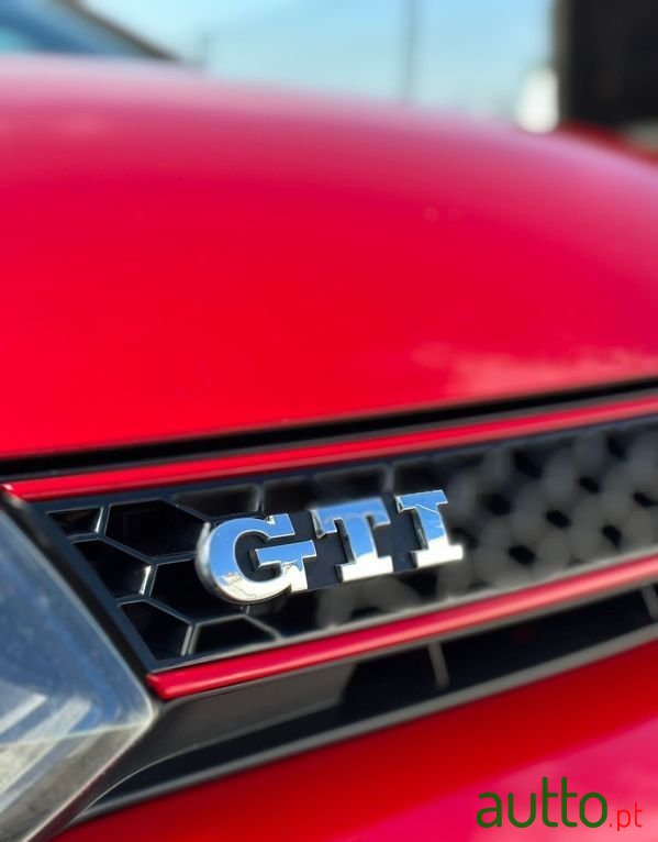 2009' Volkswagen Golf 2.0 Tsi Gti photo #4