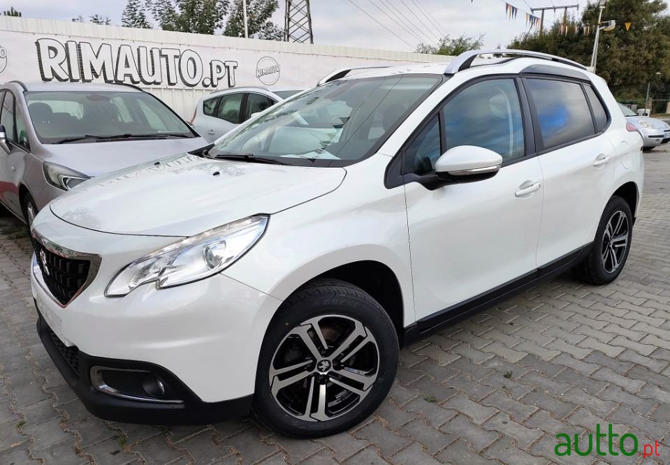 2016' Peugeot 2008 photo #1