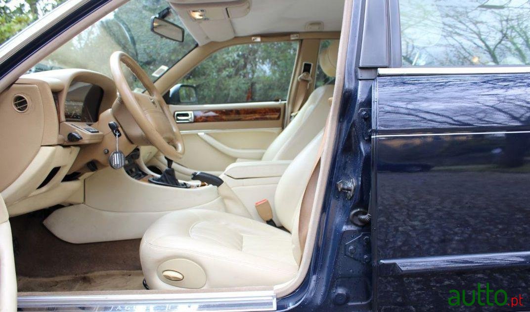 1996' Jaguar XJ6 X300 photo #4