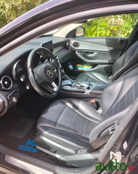 2014' Mercedes-Benz C-220 photo #3