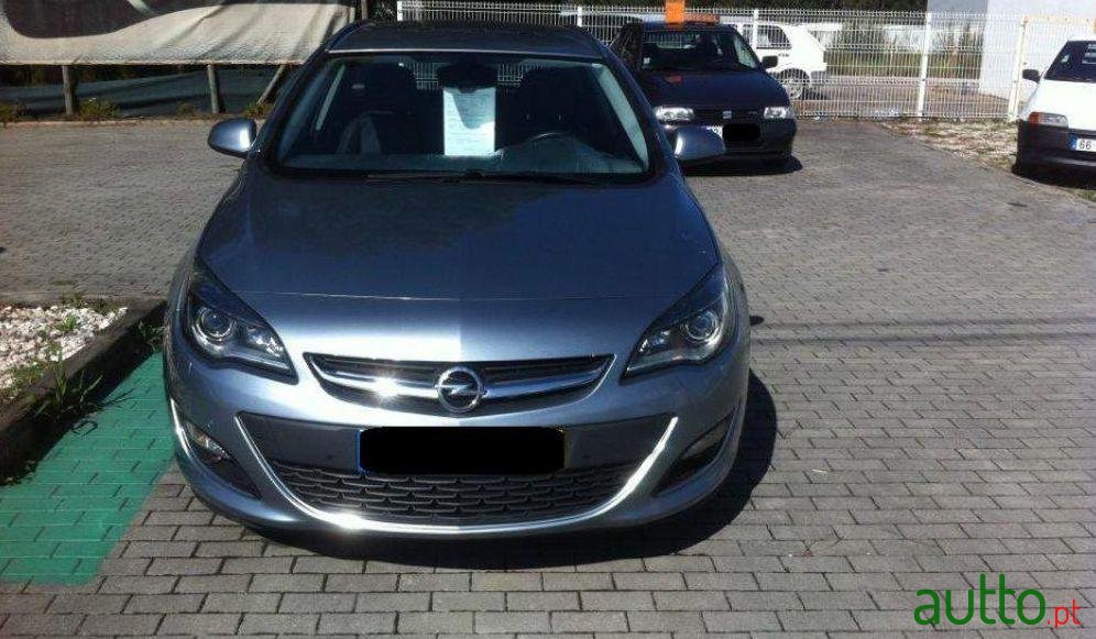 2013' Opel 1.7 CDTi Cosmo ecoFLEX photo #2