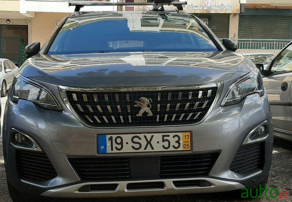 2017' Peugeot 3008 1600 Allure photo #2