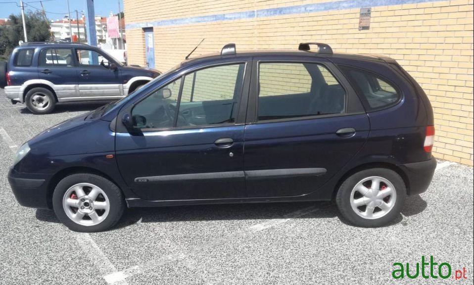 2000' Renault Scenic 1.4 16V photo #2