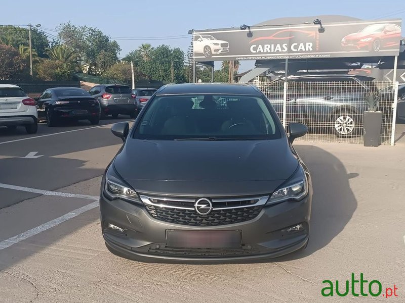 2018' Opel Astra Sports Tourer photo #3