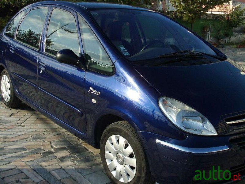 2005' Citroen C4 Picasso photo #1