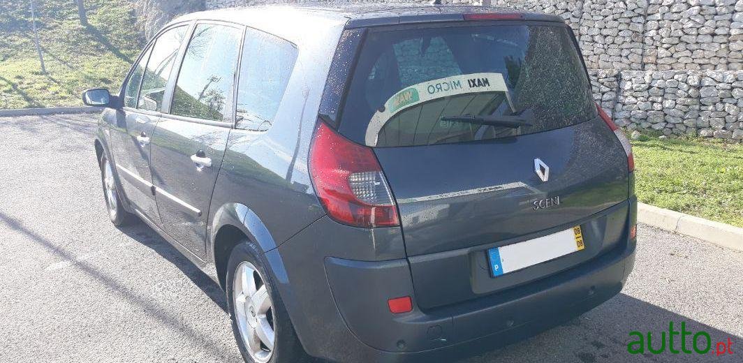 2008' Renault Grand Scenic photo #4