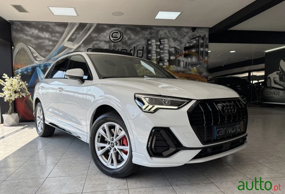 2021' Audi Q3 photo #1
