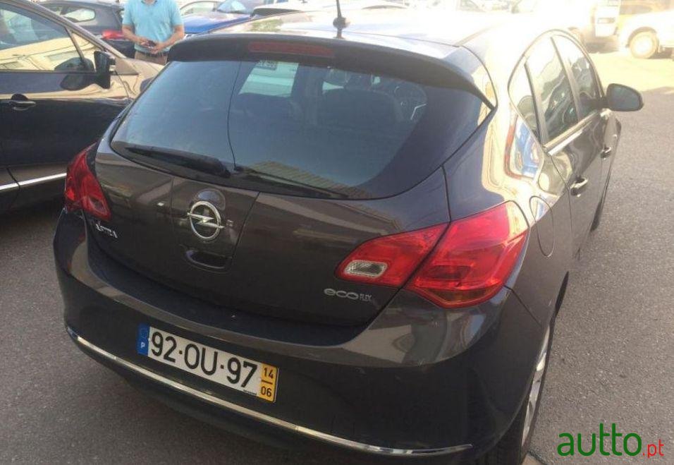 2014' Opel Astra 1.3 Cdti Enjoy photo #1