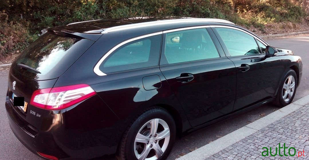 2012' Peugeot 508 Sw photo #2