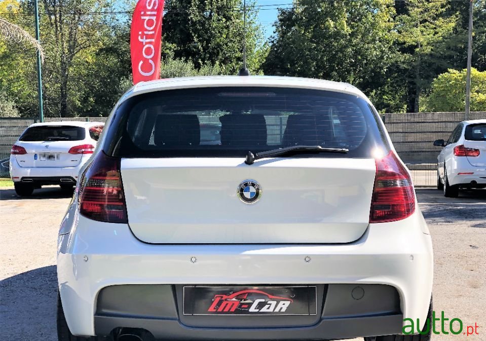 2010' BMW 123 photo #3