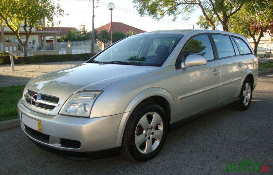 2004' Opel Vectra Caravan photo #2