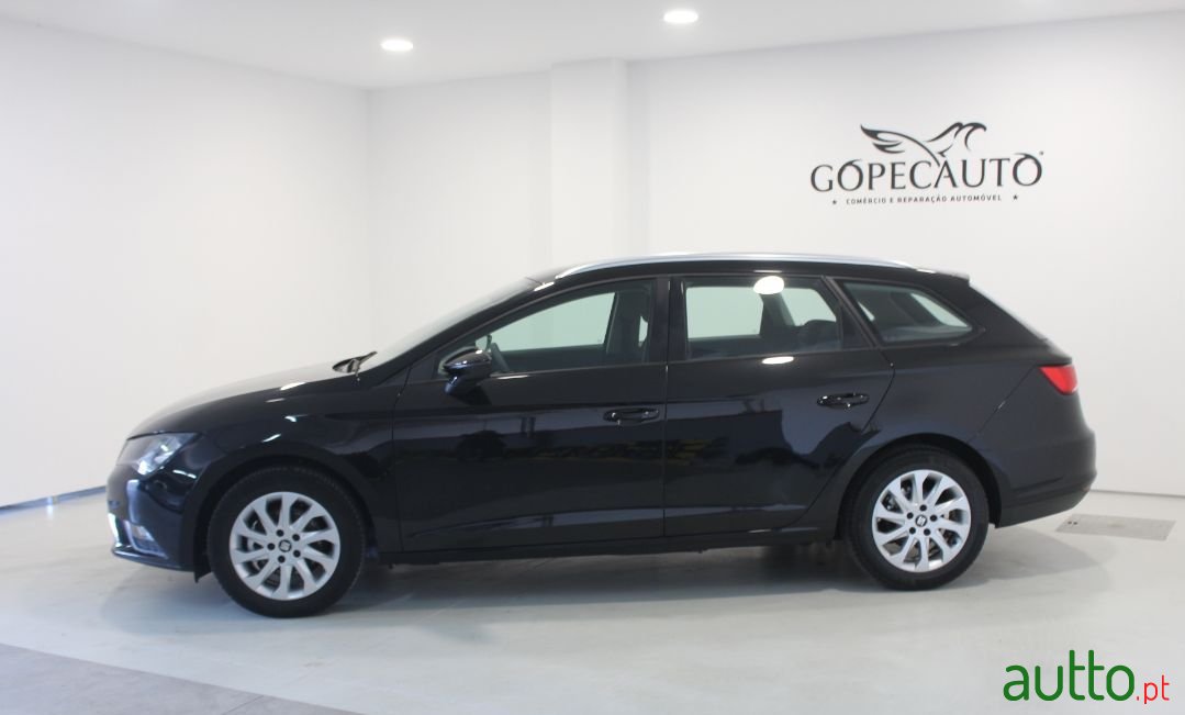 2015' SEAT Leon St photo #3