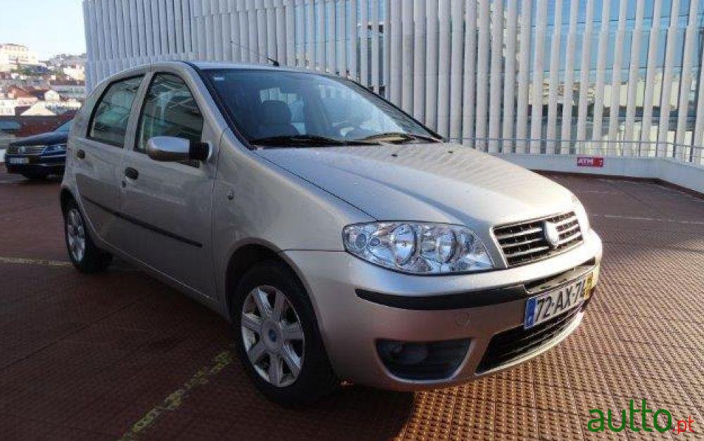 2005' Fiat Punto 70 Jtd Mu. Dynamic Dual. photo #2