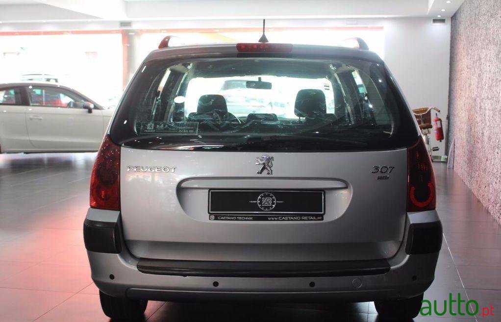 2003' Peugeot 307-Sw photo #2