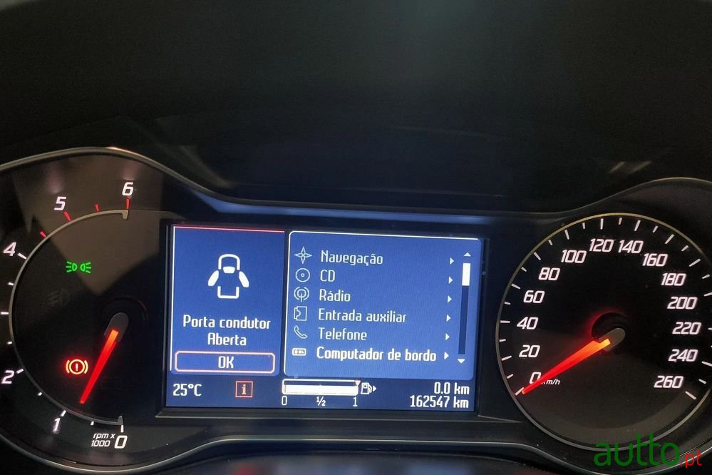 2014' Ford S-Max photo #3