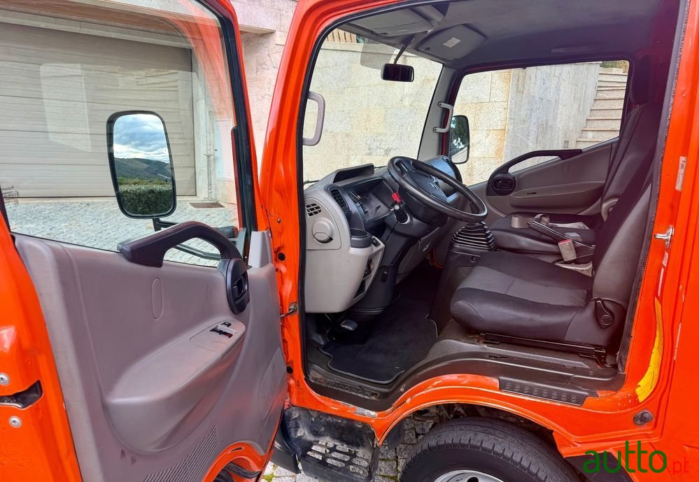 2007' Nissan Cabstar 35.13 L3 Premium photo #4