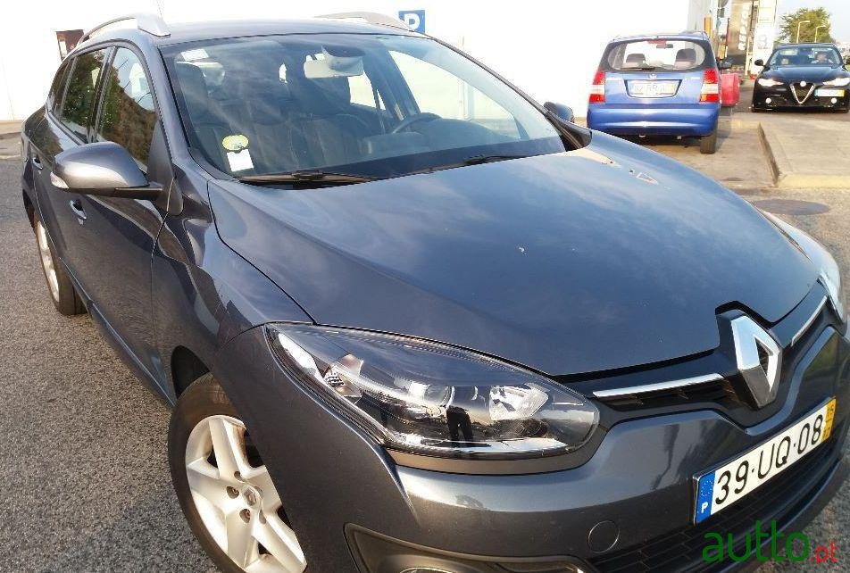 2015' Renault Megane Break photo #2