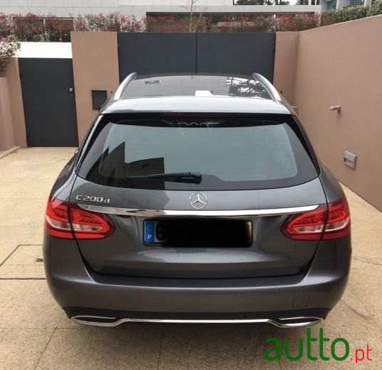 2017' Mercedes-Benz C-200 photo #3