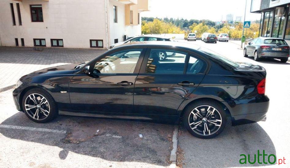 2008' BMW 320 photo #1