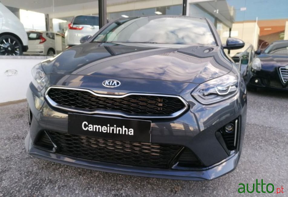 2020' Kia Proceed 1.0 T-Gdi Gt Line photo #1