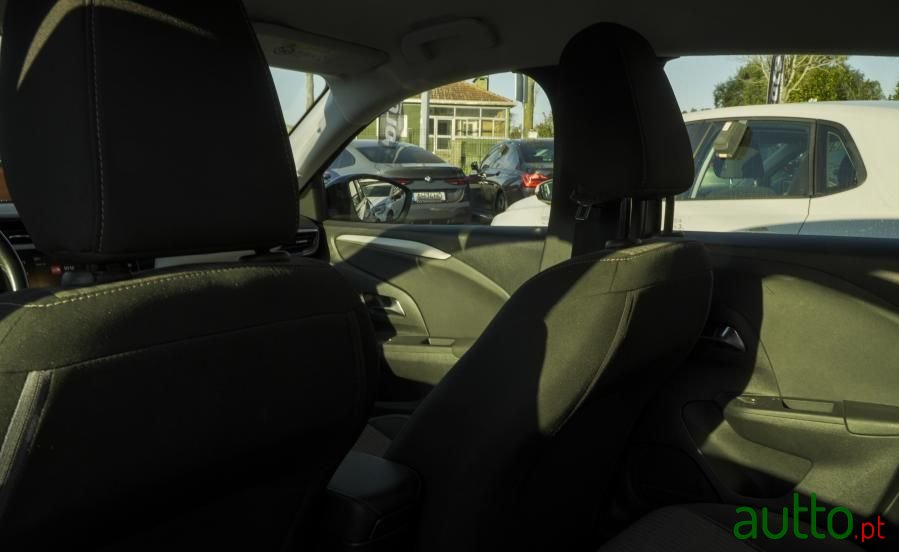 2021' Opel Corsa 1.2 Edition photo #4