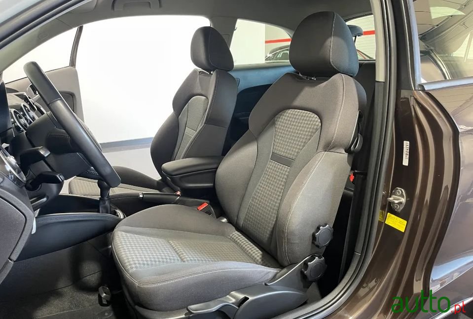 2014' Audi A1 photo #6