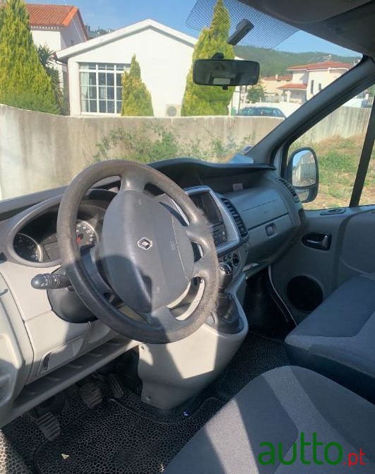 2012' Renault Trafic photo #3