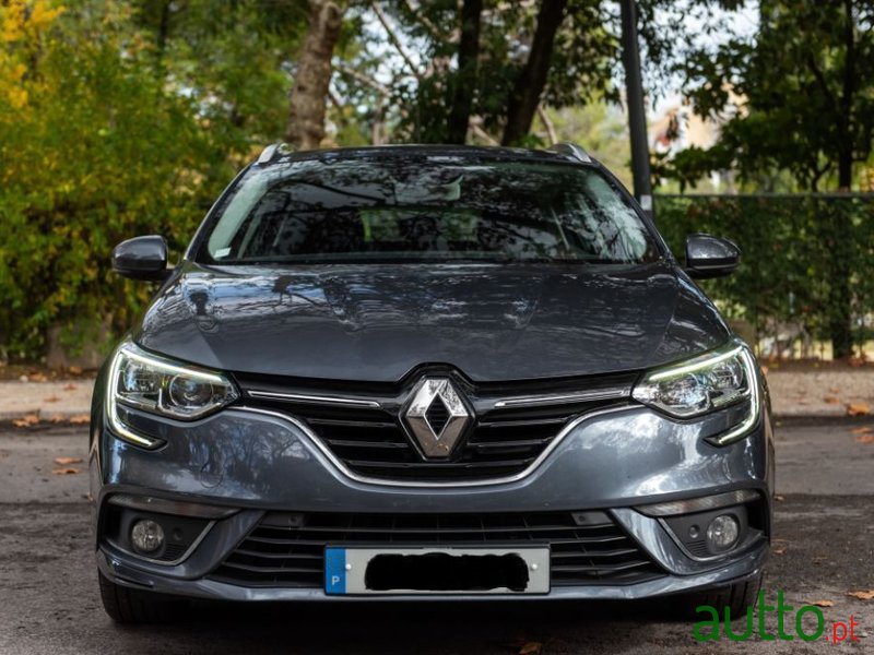 2018' Renault Megane Sport Tourer photo #2