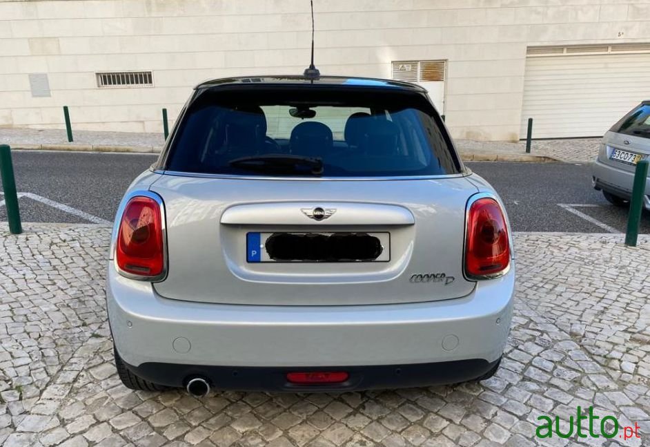 2015' MINI Cooper photo #2