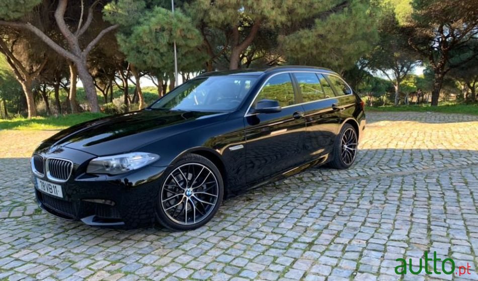 2015' BMW 520 Sport Line photo #3