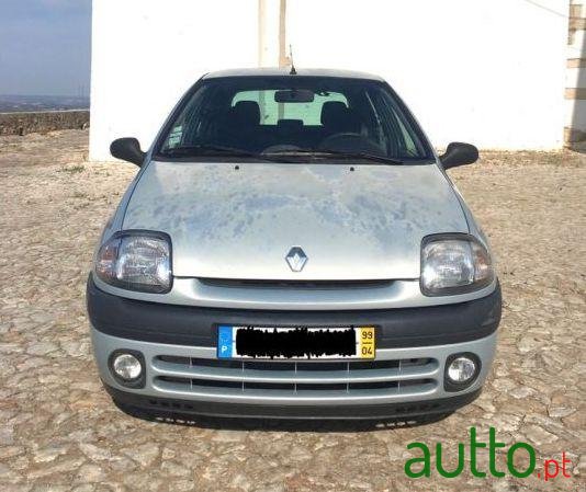 1999' Renault Clio 1.2 Rt photo #3