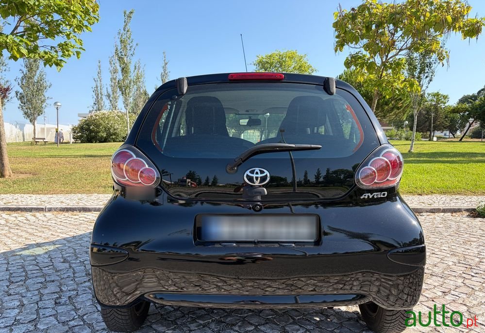 2009' Toyota Aygo 1.0 Power Pack+Ac photo #3