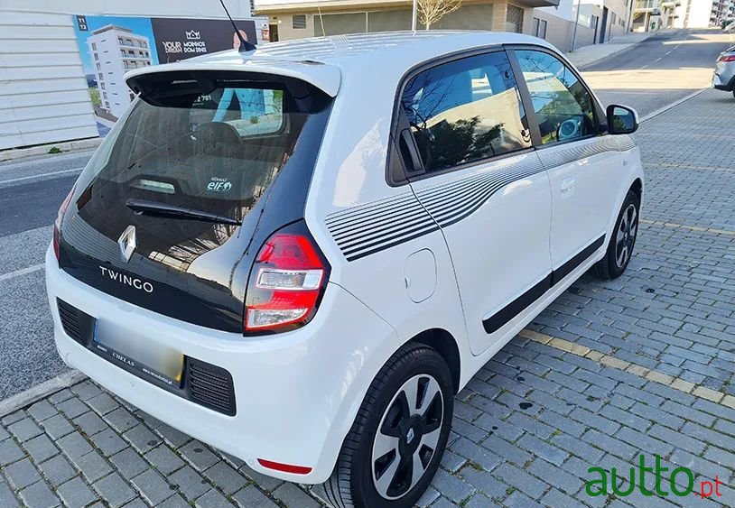 2016' Renault Twingo 1.0 Sce Limited photo #6