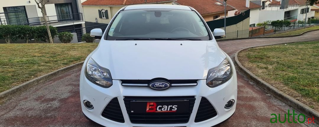 2013' Ford Focus photo #3