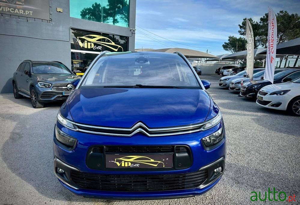 2017' Citroen C4 Grand Picasso photo #2