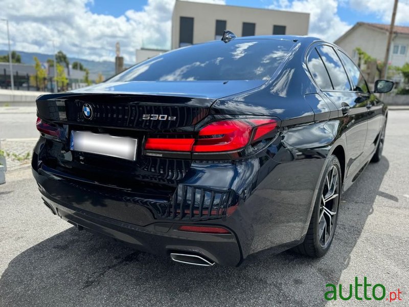 2020' BMW 530 E Pack M photo #4